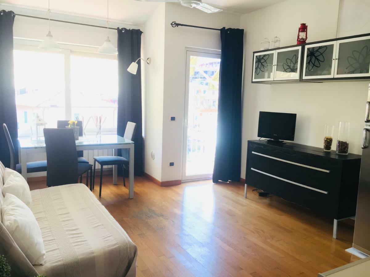 Ledonia Apartment Lerici Exterior photo